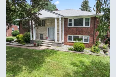 541 Dona Ln, Scotch Plains Township, NJ 07076 - Photo 1