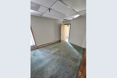 25 Craig Pl, North Plainfield, NJ 07060 - Photo 9