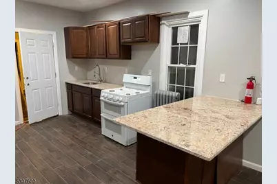 27 Highland Ter, Irvington, NJ 07111 - Photo 11