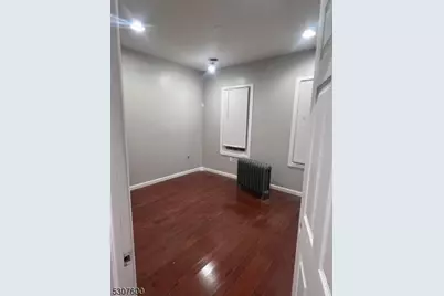 27 Highland Ter, Irvington, NJ 07111 - Photo 5