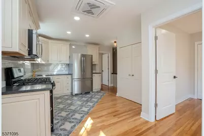 135 Main St #B, Chatham, NJ 07928 - Photo 3