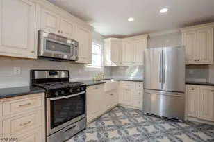 135 Main St, Chatham, NJ 07928 - Photo 1