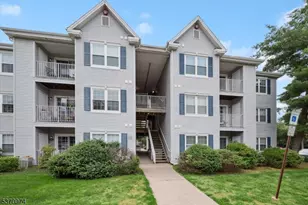 223 Stratford Pl, Bridgewater, NJ 08805 - Photo 1