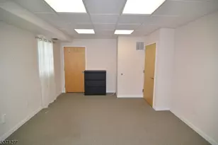 26 Main St, Flemington, NJ 08822 - Photo 3