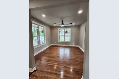 81 Belview Rd, Lopatcong Township, NJ 08865 - Photo 15