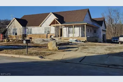 81 Belview Rd, Lopatcong Township, NJ 08865 - Photo 3