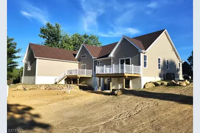81 Belview Rd, Lopatcong Township, NJ 08865 - Photo 3