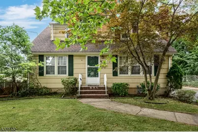 270 Ashwood Ave, Kenilworth, NJ 07033 - Photo 1