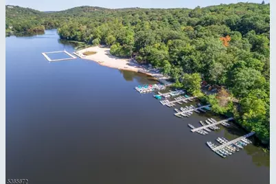 1 Robins Ln, Kinnelon, NJ 07405 - Photo 43