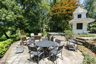 1 Robins Ln, Kinnelon, NJ 07405 - Photo 29