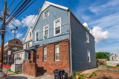 386 S 9th St, Newark, NJ 07103 - Photo 1