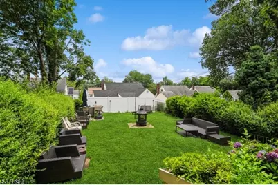 1589 Edmund Ter, Union Township, NJ 07083 - Photo 23