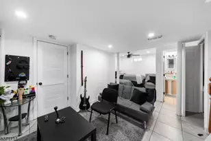 25 Evelyn Ct, Maplewood, NJ 07040 - Photo 23