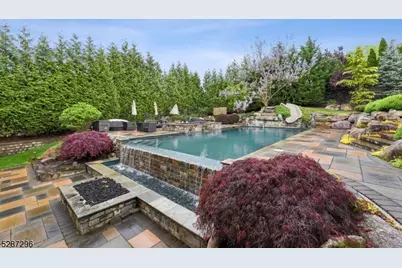 14 Michelle Ln, Livingston, NJ 07039 - Photo 31