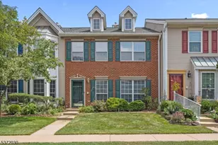 5 Diaz Ct, Franklin Township, NJ 08823 - Photo 1