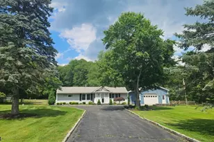 62 Robbins Rd, Branchburg Township, NJ 08876 - Photo 1