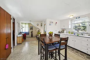 10 Ridgedale Ave W, East Hanover Township, NJ 07936 - Photo 33