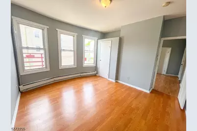 341 16th Ave #2F, Irvington, NJ 07111 - Photo 1