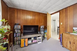 10 Ridgedale Ave W, East Hanover Township, NJ 07936 - Photo 35