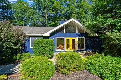 20 Glen Gary Dr, Mendham Township, NJ 07945 - Photo 1