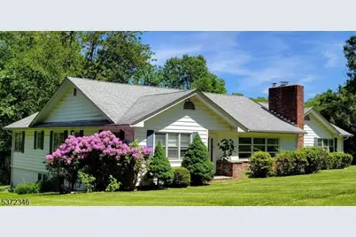 82 Mountainside Dr, Randolph Township, NJ 07869 - Photo 1