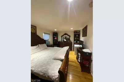 10 Miller St, Jersey City, NJ 07304 - Photo 17