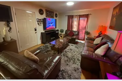 10 Miller St, Jersey City, NJ 07304 - Photo 3