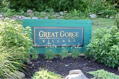 6 Brandywine Ct #8, Vernon, NJ 07462 - Photo 1