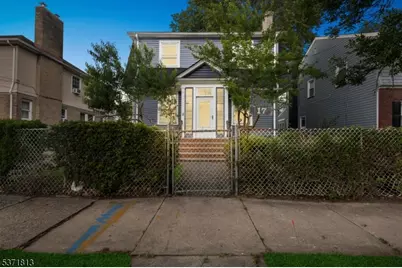 17 Grumman Ave, Newark, NJ 07112 - Photo 1