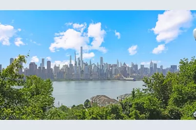 6209-6215 Blvd East #1AS, West New York, NJ 07093 - Photo 1