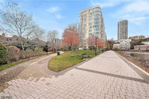 8100 River Rd, North Bergen Twp., NJ 07047 - Photo 31