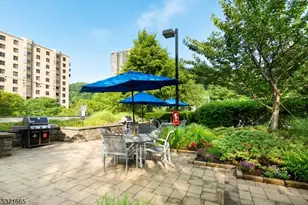 8100 River Rd, North Bergen Twp., NJ 07047 - Photo 33