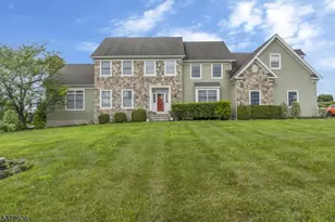 205 Cedar Bridge Ln, Alexandria Township, NJ 08825 - Photo 1