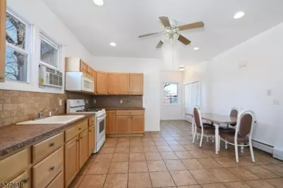 80 Heckel St, Belleville, NJ 07109 - Photo 21