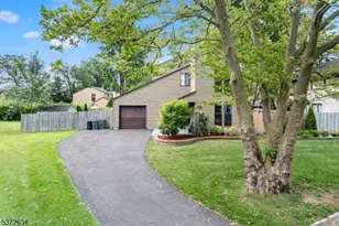 25 Pennington Rd, East Windsor Township, NJ 08520 - Photo 1