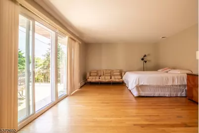 19 Reynolds Ave, Parsippany, NJ 07054 - Photo 11