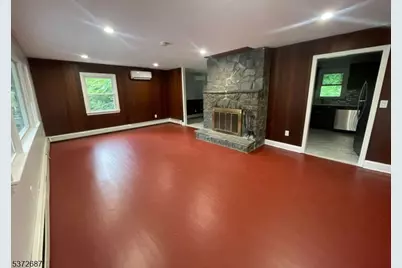 16 Andrea Dr, Vernon, NJ 07462 - Photo 1