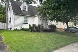 584 Plymouth Rd, Hillside, NJ 07205 - Photo 1