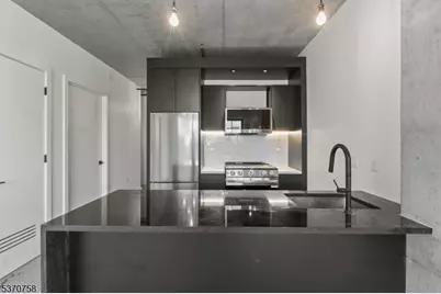 65 McWhorter #211, Newark, NJ 07105 - Photo 11