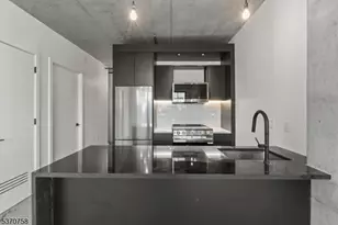 65 McWhorter, Newark, NJ 07105 - Photo 11