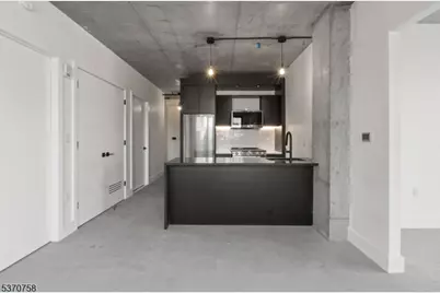 65 McWhorter #211, Newark, NJ 07105 - Photo 9