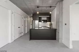 65 McWhorter, Newark, NJ 07105 - Photo 9