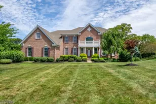 11 Stark Ct, Mount Olive, NJ 07836 - Photo 1