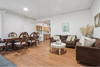 405 N 8th St, Prospect Park, NJ 07508 - Photo 5