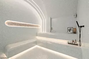 65 McWhorter, Newark, NJ 07105 - Photo 5