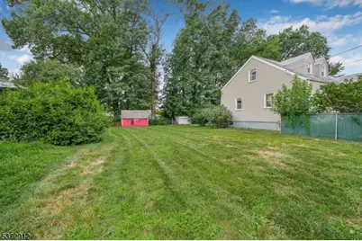 202 Hoover Pl, Union Township, NJ 07083 - Photo 1