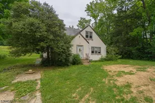 79 Mountain Lake Rd, White Township, NJ 07823 - Photo 3