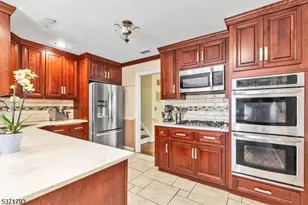 1466 Lamberts Mill Rd, Scotch Plains Township, NJ 07076 - Photo 15