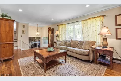 1466 Lamberts Mill Rd, Scotch Plains Township, NJ 07076 - Photo 7