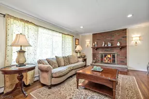 1466 Lamberts Mill Rd, Scotch Plains Township, NJ 07076 - Photo 5